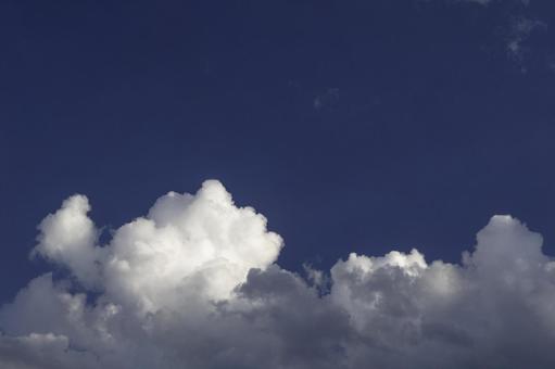 夏の青空ともくもく雲3 夏の青空ともくもく雲3の写真