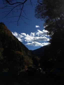 氷川の冬空 氷川の冬空の写真