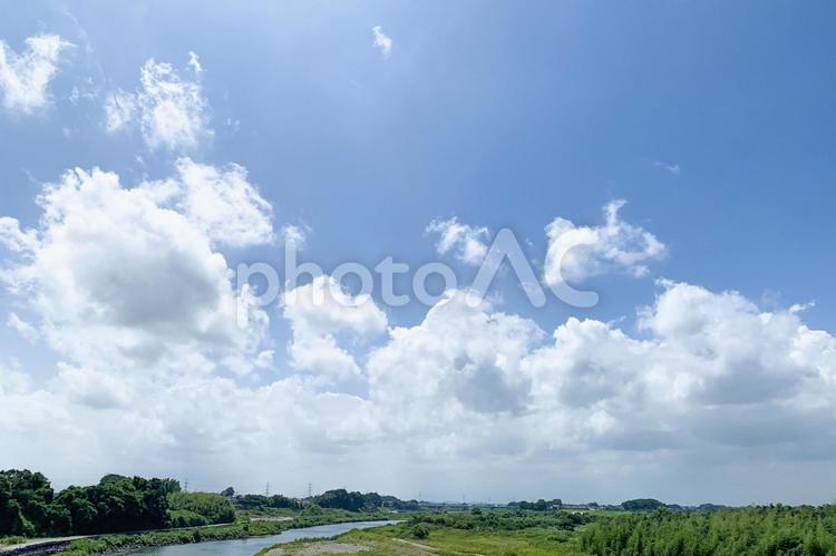 田舎の空と雲と川 空,雲,川の写真素材