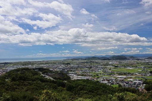 海が見える高知平野 海が見える高知平野の写真