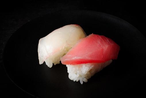 マグロと鯛のお寿司 寿司,お寿司,鮪の写真素材