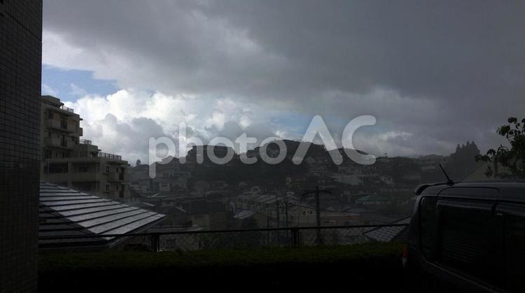 曇りと晴れ 何人もありません,光,太陽の写真素材