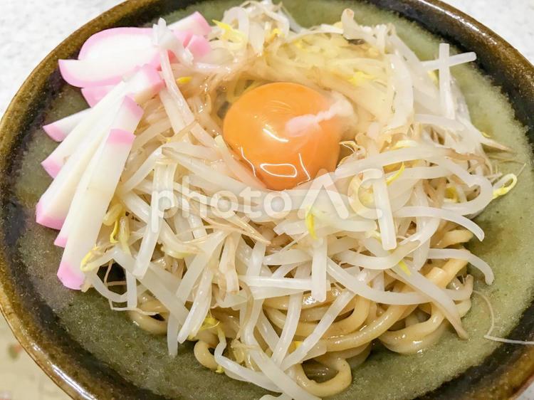 自家製のまぜそば まぜそば,汁なしラーメン,中華そばの写真素材