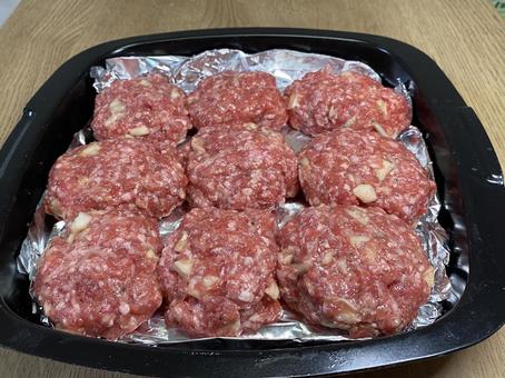 オーブンでハンバーグを焼く ハンバーグ,オーブン,調理の写真素材