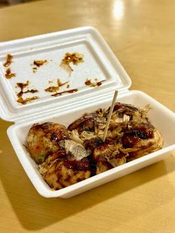 縁日のたこ焼き たこ焼き,発泡スチロール,祭りの写真素材