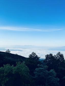 山からの見た雲海 山からの見た雲海の写真