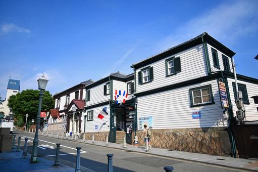 神戸市北野通りの異国情緒漂う街並み 神戸市北野通りの異国情緒漂う街並み 北野通り,北野異人館街,兵庫県の写真素材