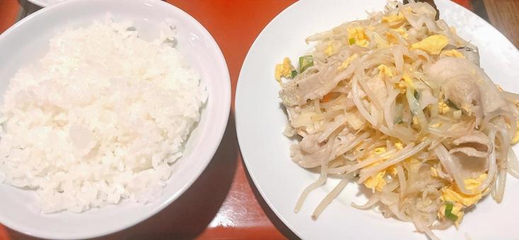 ビーフン肉野菜炒め ビーフン肉野菜炒めの写真