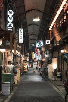横丁 横丁,居酒屋街,飲み屋街の写真素材
