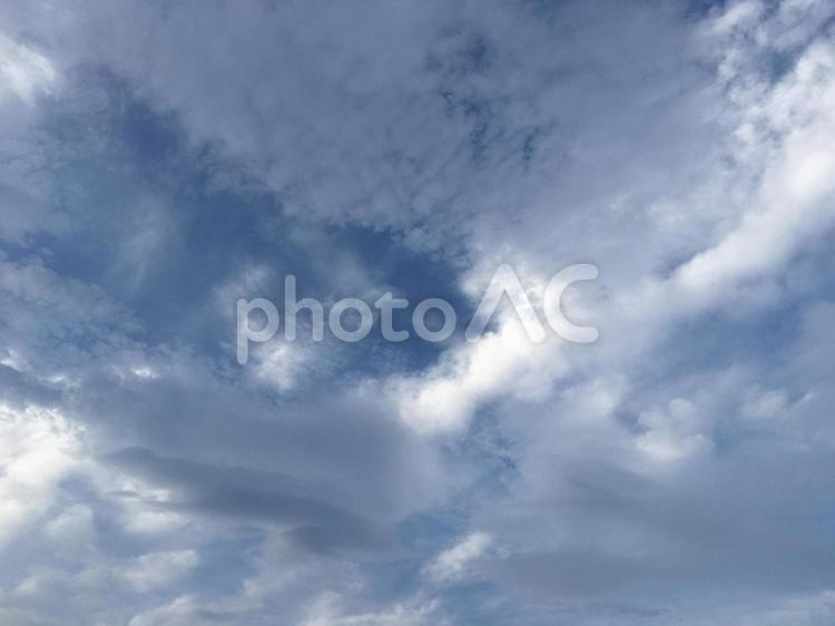 梅雨時の空　Ｂ 空,雲,梅雨の写真素材