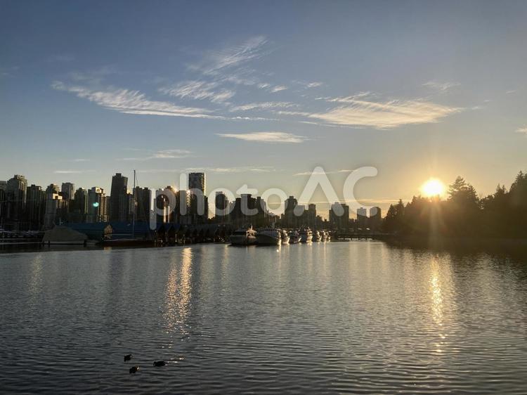カナダバンクーバー　町の風景　夕日 カナダ,バンクーバー,町の風景の写真素材