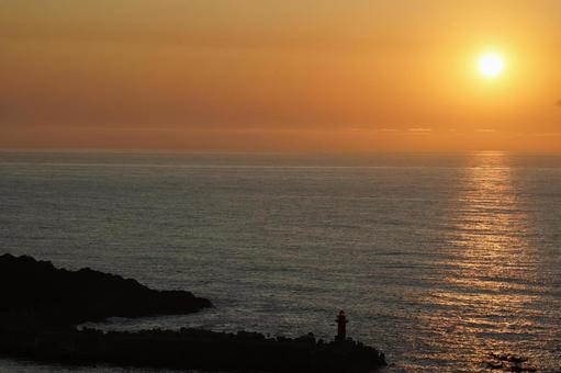 Shiretoko Peninsula Sunset over the Sea of Okhotsk 1, JPG