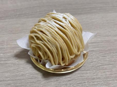 秋のスイーツ モンブラン 2 秋のスイーツ モンブラン 2 モンブラン,食べ物,お菓子の写真素材