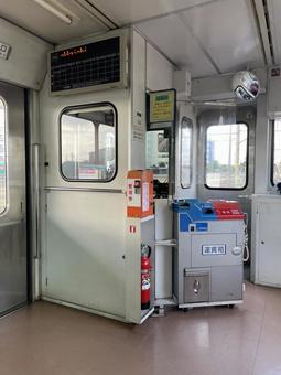 ワンマン列車の運賃箱 鉄道,電車,運転席の写真素材