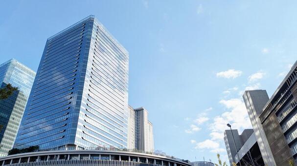 大阪駅の高層ビル ビル,晴れ,ビジネスの写真素材