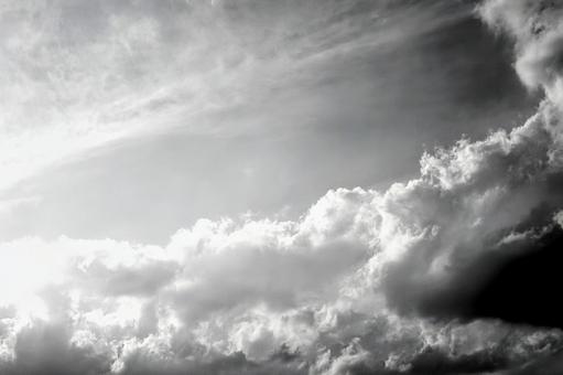 空 空 モノクロ,黒,白の写真素材