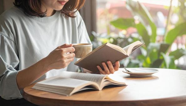 自然と調和する暮らし　休日のひとときの写真