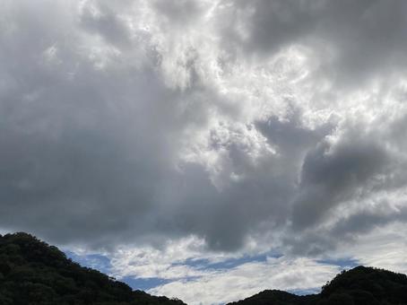 厚い雲 厚い雲の写真