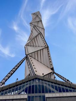 水戸芸術館シンボルタワーを見上げる 水戸芸術館シンボルタワーを見上げる 水戸芸術館シンボルタワー,水戸市,茨城県の写真素材