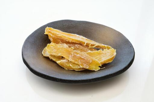 黒皿に乗せた干し芋① 干し芋,芋,さつまいもの写真素材