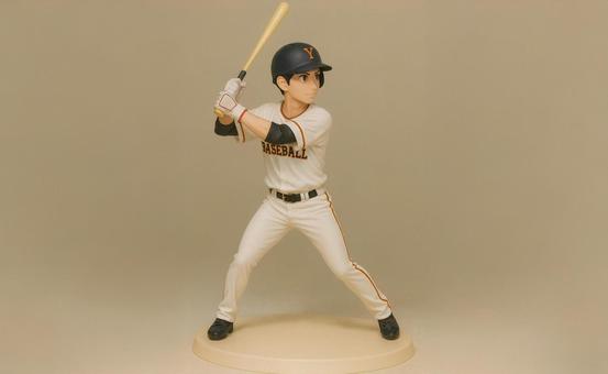 野球をする人物のフィギュア 野球をする人物のフィギュアの写真