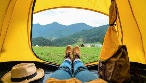 Lying in a tent and looking at the scenery from below, tent, climbing boots, leg, JPG