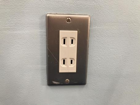 コンセント　（2コ口) コンセント,電気,プラグの写真素材