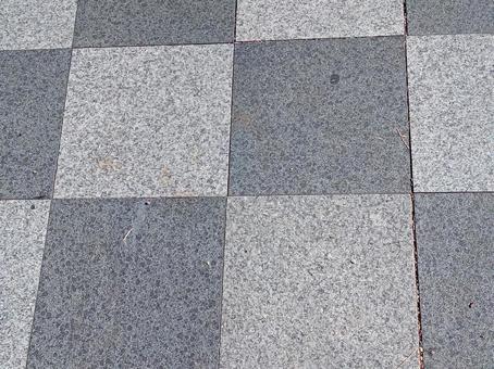 濃淡のグレーのタイルの写真