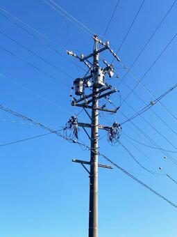 電信柱 電信柱,電柱,電線の写真素材
