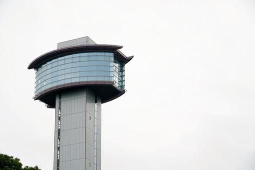 近代的な展望台の建物 近代的な展望台の建物の写真