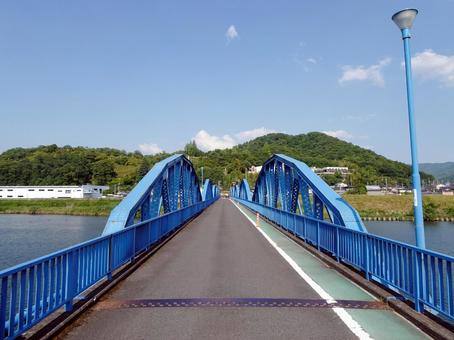綾部大橋 綾部大橋 綾部大橋,由良川,京都府道450号広野綾部線の写真素材