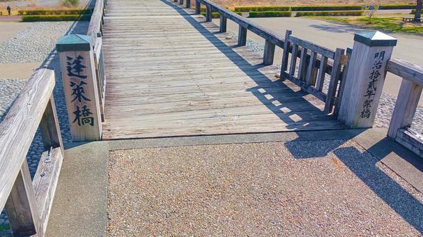 逢来橋 渡り口 逢来橋 渡り口 橋,木橋,蓬莱橋の写真素材