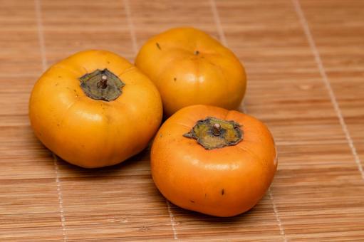 見事な柿01 柿,果物,フルーツの写真素材