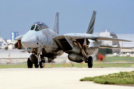 タキシングするF-14Aトムキャット fー14a,戦闘機,艦載機の写真素材