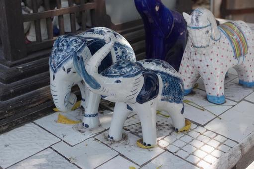 タイの象の像 タイ,エラワン博物館,象の像の写真素材