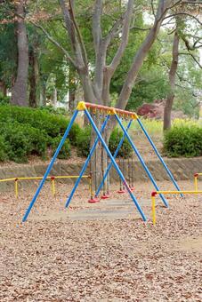 ブランコ ブランコ,遊具,公園の写真素材