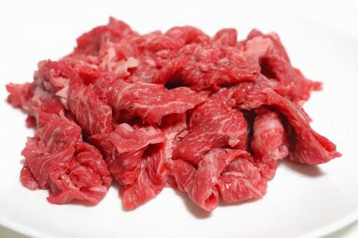 皿に盛った牛肉の薄切り 牛肉,薄切り,肉の写真素材