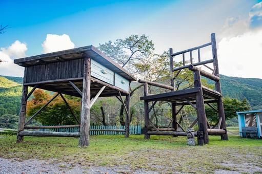 福岡県　大きな椅子・大きな机 大きな椅子,大きな机,巨大オブジェの写真素材