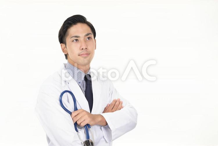 笑顔の男性医師 男性,医師,医者の写真素材