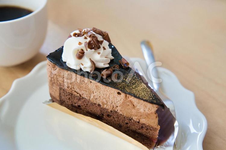 ご褒美のショコラケーキとコーヒー ケーキ,ショコラ,チョコレートケーキの写真素材