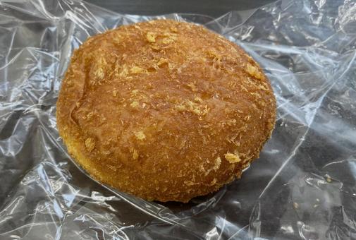 揚げパン パン カレー味 揚げパン パン カレー味 カレーパン,アンパン,パンの写真素材