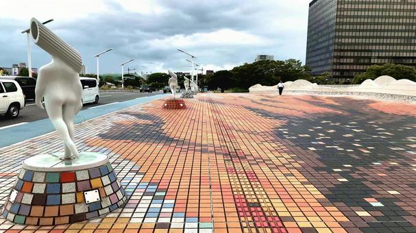 モザイクアートと彫刻の都市景観 モザイクアートと彫刻の都市景観 モザイク,彫刻,都市の写真素材