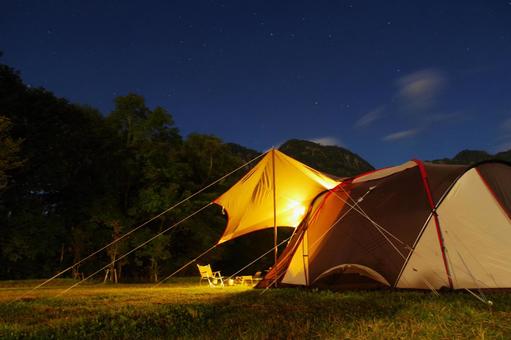 キャンプの夜 キャンプ,星空,星の写真素材