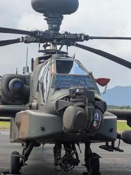 陸上自衛隊ヘリの写真