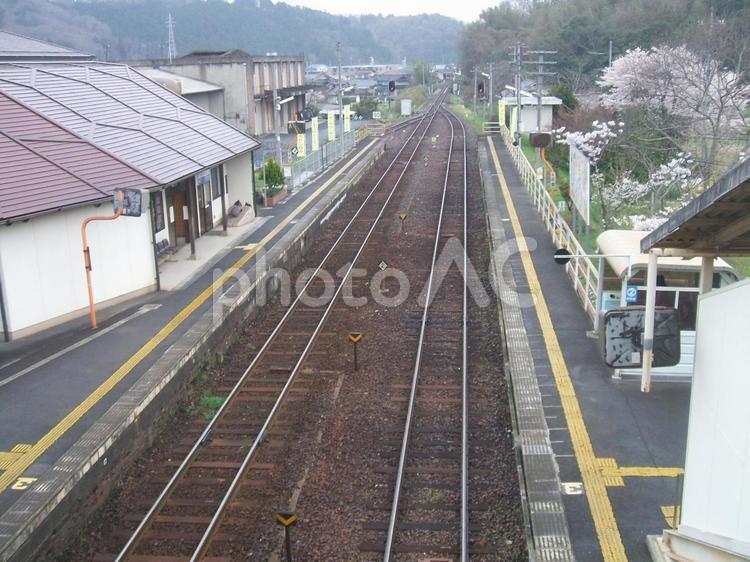 線路は続くよ 線路,駅,続くよの写真素材