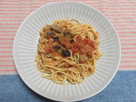 茄子とトマトのスパゲティ パスタ,茄子,トマトソースの写真素材
