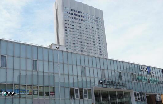 金山総合駅北口 ループ金山と高層タワー 金山総合駅,金山駅,名古屋の写真素材