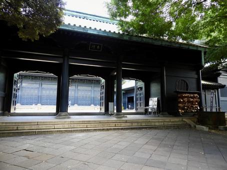 湯島聖堂杏壇門2 湯島聖堂杏壇門2 湯島聖堂,杏壇門,大成殿の写真素材