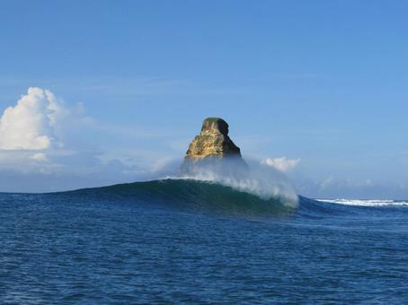 ロンボク島グルプック 波,インドネシア,ロンボク島の写真素材