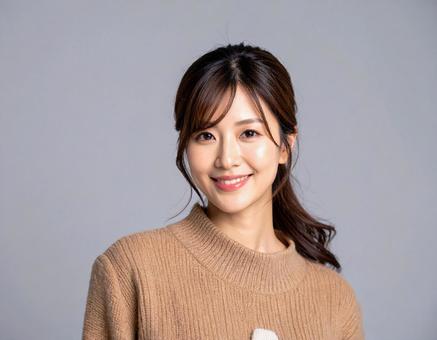 カットモデル笑顔の女性 カットモデル笑顔の女性の写真